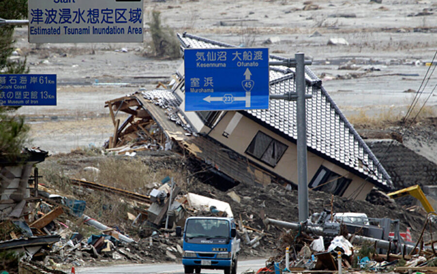 Devastating Earthquake in Japan Claims Nearly 50 Lives - Utv Pakistan